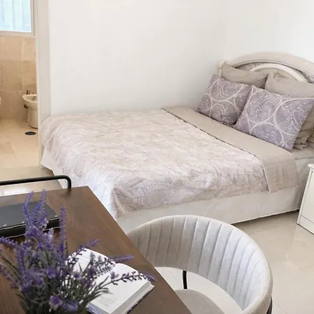 Luxurious 6 Min From With Sea Views * Μαρμπέλλα