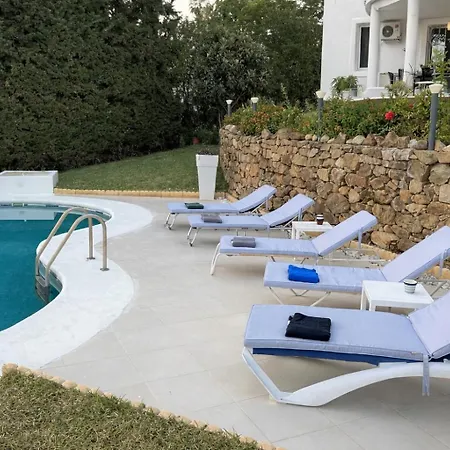 Luxurious 6 Min From With Sea Views Villa *