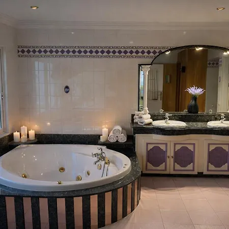 Villa Luxurious 6 Min From With Sea Views *