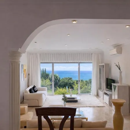 Luxurious 6 Min From With Sea Views Villa *