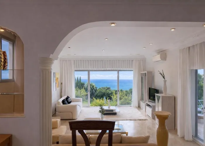 Luxurious 6 Min From With Sea Views Villa *