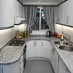Luxurious 6 Min From With Sea Views
