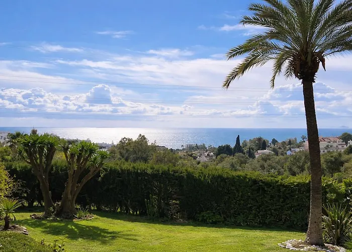 Luxurious 6 Min From With Sea Views Villa Marbella